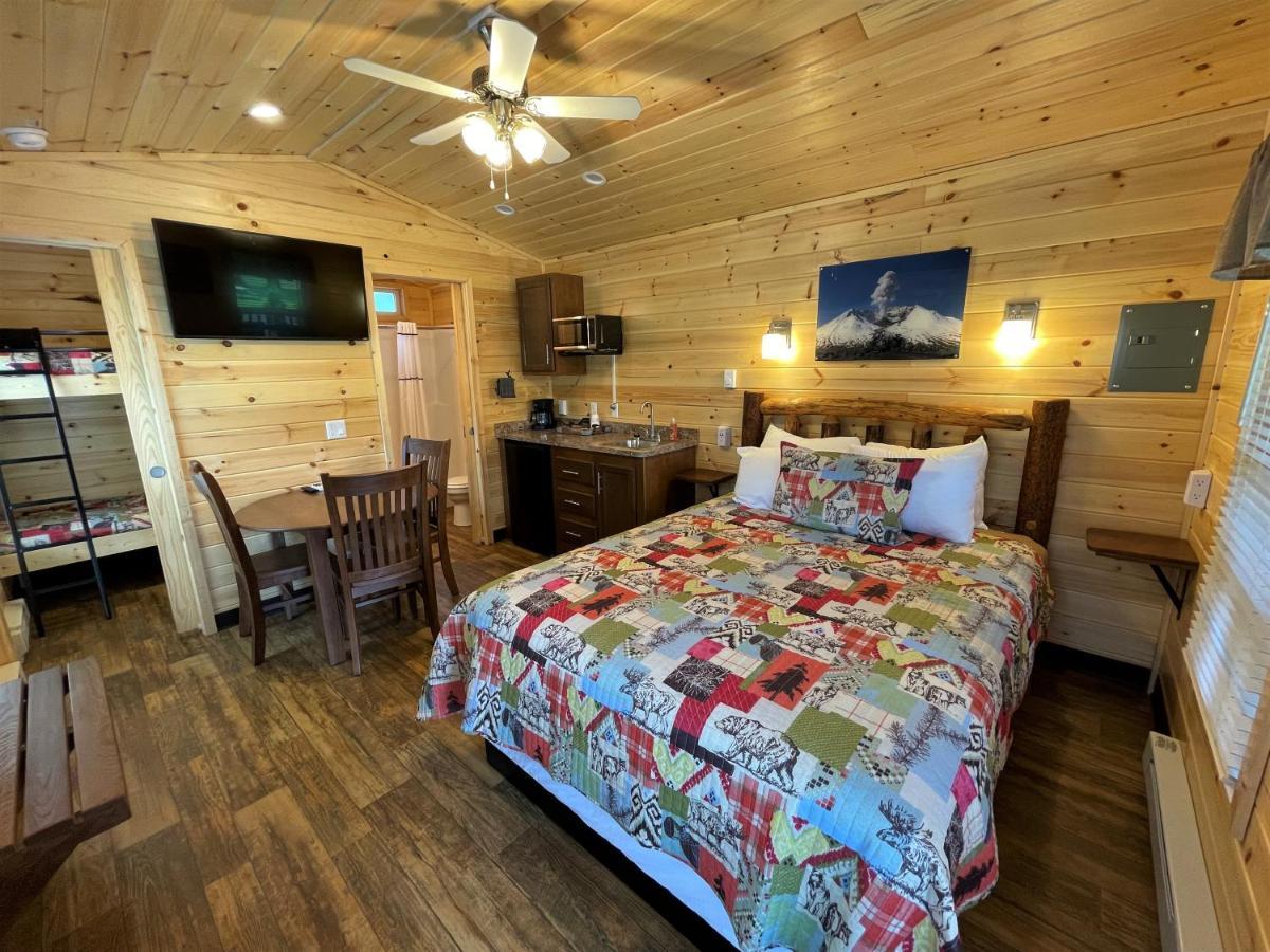 Lone Fir Resort Cougar Exterior foto
